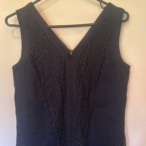 NWT Ann Taylor navy Lace Inset Sleeveless Flounce Hem Mini Dress sz 2 - Picture 5 of 13